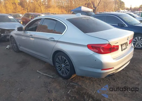 2019 BMW 540I xDrive из США, поврежденный, VIN WBAJE7C57KWW15776